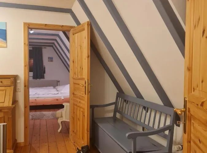 Heimeliges Ferienhaus Rugen