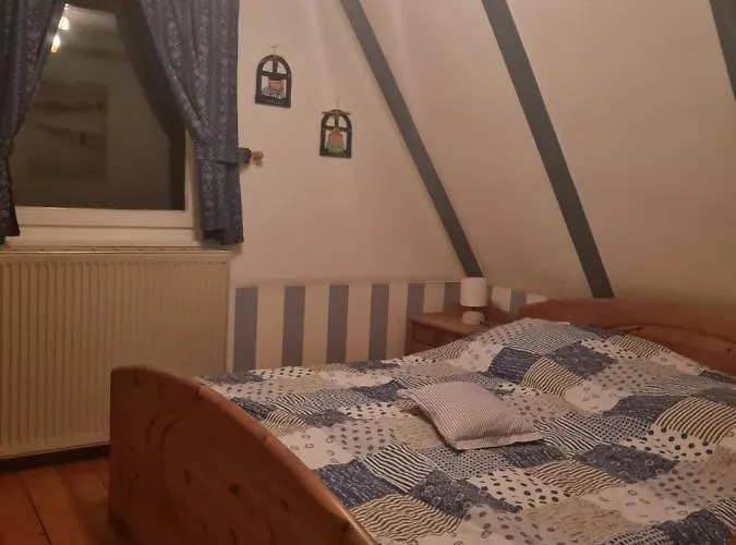 Heimeliges Ferienhaus Rugen Zudar