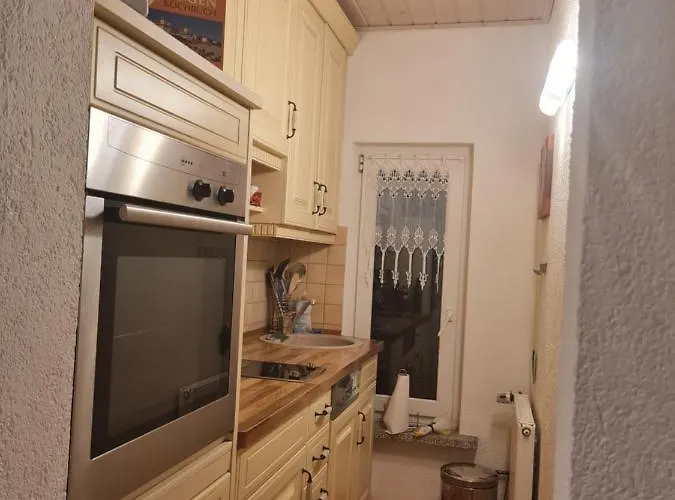 Heimeliges Ferienhaus Rugen * Zudar